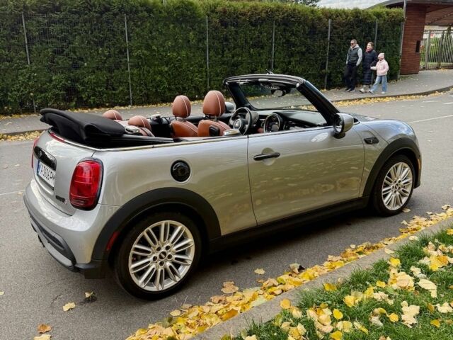 Сірий Міні Cabrio, об'ємом двигуна 2 л та пробігом 14 тис. км за 29900 $, фото 5 на Automoto.ua