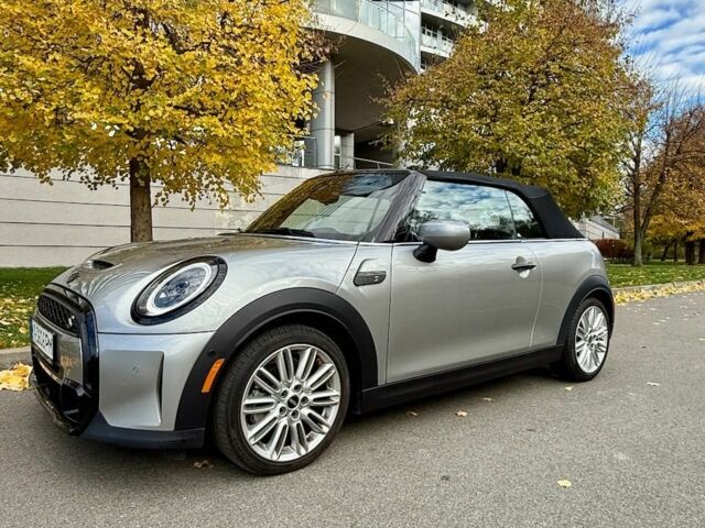 Сірий Міні Cabrio, об'ємом двигуна 2 л та пробігом 14 тис. км за 29900 $, фото 8 на Automoto.ua