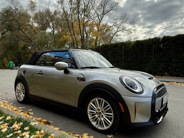 Сірий Міні Cabrio, об'ємом двигуна 2 л та пробігом 14 тис. км за 29900 $, фото 14 на Automoto.ua