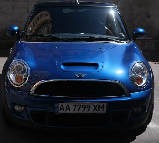 Синій Міні Cabrio, об'ємом двигуна 1.6 л та пробігом 86 тис. км за 14500 $, фото 6 на Automoto.ua