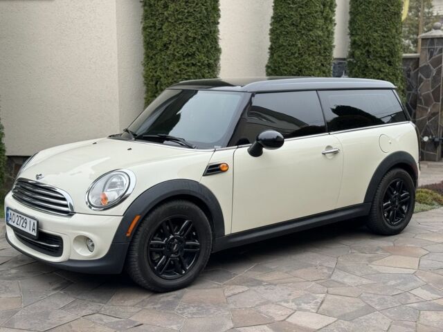 Белый Мини Клабмен, объемом двигателя 1.6 л и пробегом 200 тыс. км за 8199 $, фото 2 на Automoto.ua