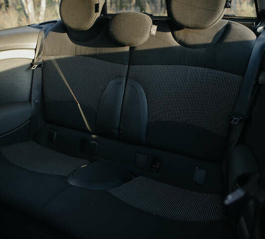 Білий Міні Клубмен, об'ємом двигуна 1.6 л та пробігом 200 тис. км за 6000 $, фото 8 на Automoto.ua