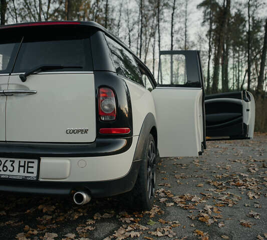 Білий Міні Клубмен, об'ємом двигуна 1.6 л та пробігом 200 тис. км за 6000 $, фото 23 на Automoto.ua
