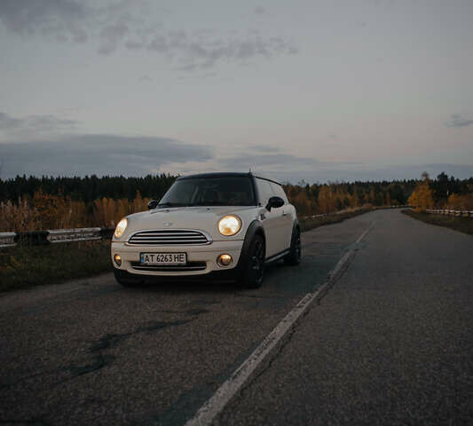 Білий Міні Клубмен, об'ємом двигуна 1.6 л та пробігом 200 тис. км за 6000 $, фото 21 на Automoto.ua