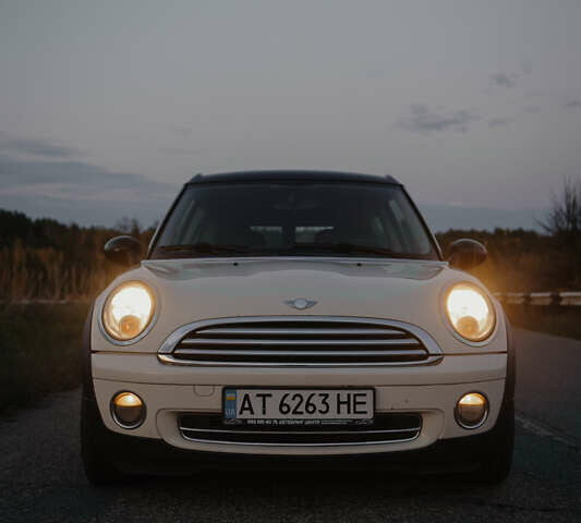 Білий Міні Клубмен, об'ємом двигуна 1.6 л та пробігом 200 тис. км за 7000 $, фото 22 на Automoto.ua