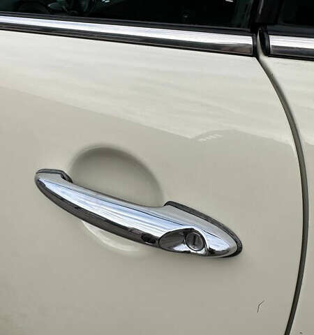 Белый Мини Клабмен, объемом двигателя 1.6 л и пробегом 198 тыс. км за 7900 $, фото 10 на Automoto.ua