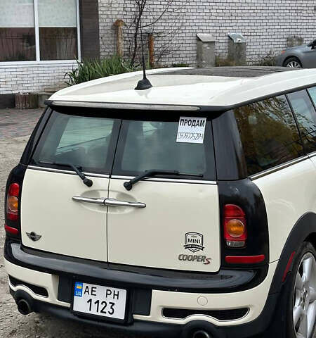 Белый Мини Клабмен, объемом двигателя 1.6 л и пробегом 198 тыс. км за 7900 $, фото 2 на Automoto.ua