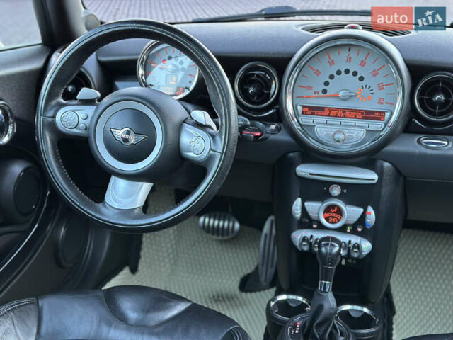 Білий Міні Клубмен, об'ємом двигуна 1.6 л та пробігом 191 тис. км за 8200 $, фото 33 на Automoto.ua