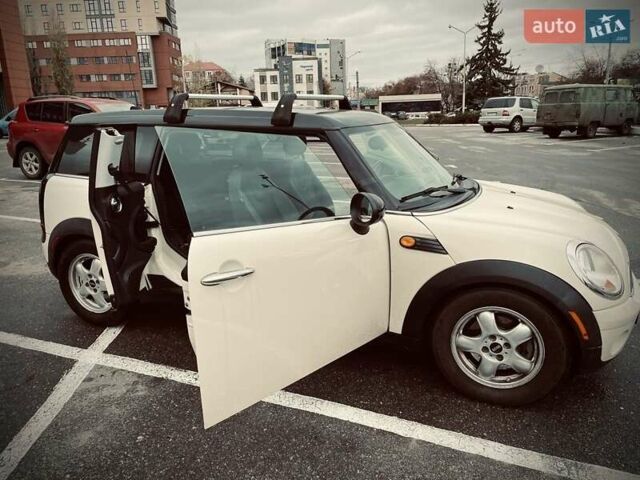 Белый Мини Клабмен, объемом двигателя 1.6 л и пробегом 117 тыс. км за 7800 $, фото 9 на Automoto.ua