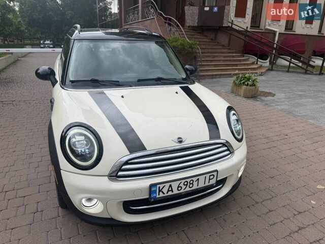 Белый Мини Клабмен, объемом двигателя 1.6 л и пробегом 170 тыс. км за 6999 $, фото 14 на Automoto.ua
