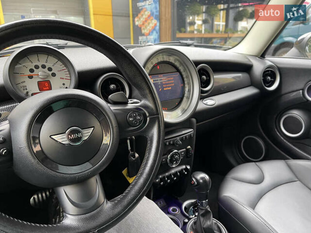 Білий Міні Клубмен, об'ємом двигуна 1.6 л та пробігом 158 тис. км за 8300 $, фото 3 на Automoto.ua