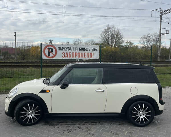 Міні Клубмен 2013 у Києві на Automoto.ua Білий Міні Клубмен, об'ємом двигуна 2 л та пробігом 235 тис. км за 9499 $, фото 1 на Automoto.ua