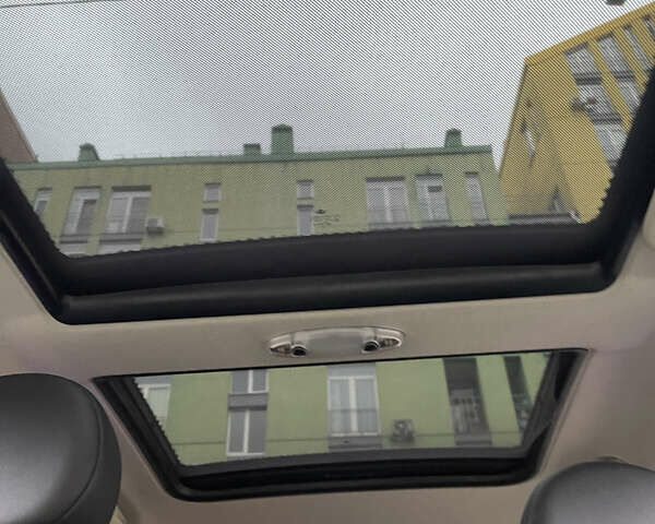 Білий Міні Клубмен, об'ємом двигуна 1.6 л та пробігом 158 тис. км за 8300 $, фото 4 на Automoto.ua