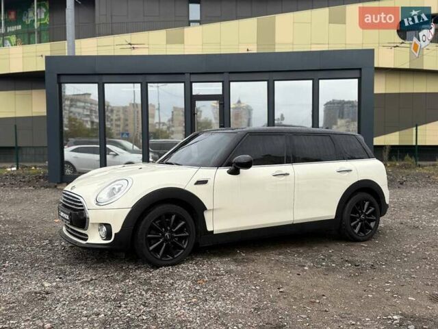 Мини Клабмен 2015 в Киеве на Automoto.ua Белый Мини Клабмен, объемом двигателя 2 л и пробегом 52 тыс. км за 17890 $, фото 2 на Automoto.ua