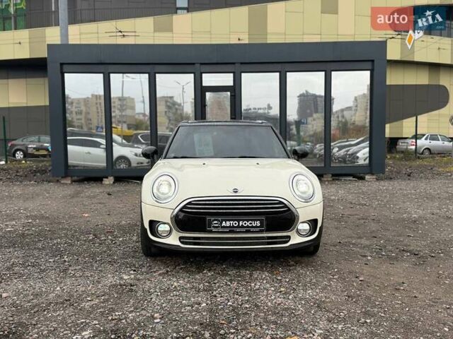 Мини Клабмен 2015 в Киеве на Automoto.ua Белый Мини Клабмен, объемом двигателя 2 л и пробегом 52 тыс. км за 17890 $, фото 1 на Automoto.ua