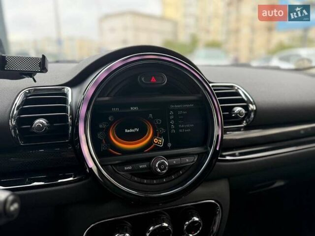 Мини Клабмен 2015 в Киеве на Automoto.ua Белый Мини Клабмен, объемом двигателя 2 л и пробегом 52 тыс. км за 17890 $, фото 19 на Automoto.ua