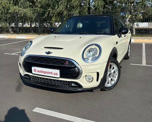 Мини Клабмен 2016 в Буче на Automoto.ua Белый Мини Клабмен, объемом двигателя 2 л и пробегом 152 тыс. км за 12400 $, фото 3 на Automoto.ua