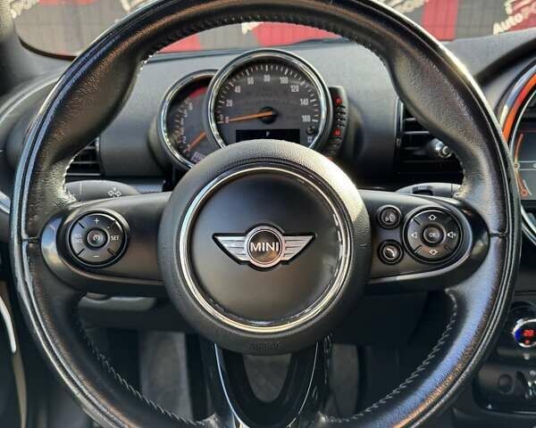 Білий Міні Клубмен, об'ємом двигуна 2 л та пробігом 152 тис. км за 13000 $, фото 21 на Automoto.ua