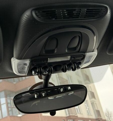 Белый Мини Клабмен, объемом двигателя 2 л и пробегом 152 тыс. км за 13000 $, фото 36 на Automoto.ua