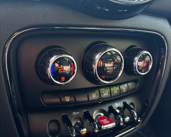 Мини Клабмен 2016 в Буче на Automoto.ua Белый Мини Клабмен, объемом двигателя 2 л и пробегом 152 тыс. км за 12400 $, фото 20 на Automoto.ua