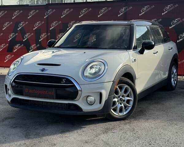 Білий Міні Клубмен, об'ємом двигуна 2 л та пробігом 152 тис. км за 13000 $, фото 2 на Automoto.ua
