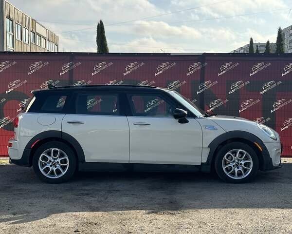 Білий Міні Клубмен, об'ємом двигуна 2 л та пробігом 152 тис. км за 13000 $, фото 3 на Automoto.ua