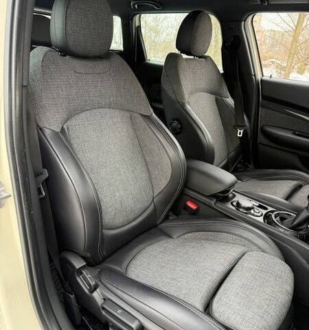 Белый Мини Клабмен, объемом двигателя 2 л и пробегом 152 тыс. км за 13000 $, фото 18 на Automoto.ua