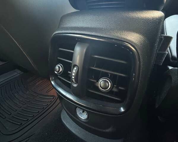 Мини Клабмен 2016 в Буче на Automoto.ua Белый Мини Клабмен, объемом двигателя 2 л и пробегом 152 тыс. км за 12400 $, фото 22 на Automoto.ua