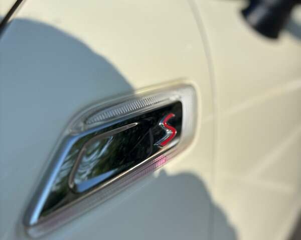 Мини Клабмен 2016 в Буче на Automoto.ua Белый Мини Клабмен, объемом двигателя 2 л и пробегом 152 тыс. км за 12400 $, фото 6 на Automoto.ua