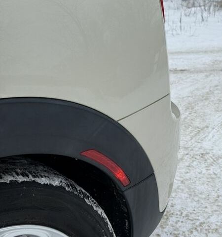 Белый Мини Клабмен, объемом двигателя 2 л и пробегом 152 тыс. км за 13000 $, фото 10 на Automoto.ua