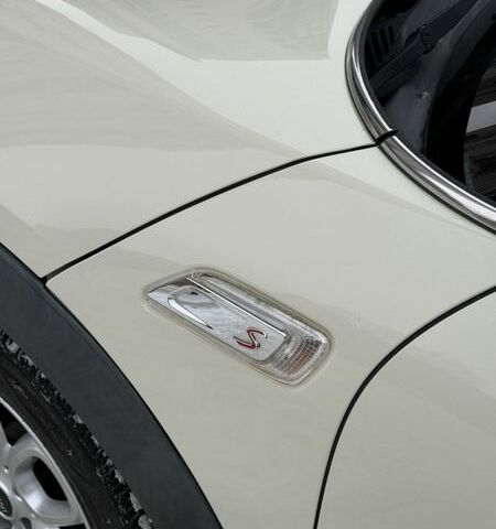 Белый Мини Клабмен, объемом двигателя 2 л и пробегом 152 тыс. км за 13000 $, фото 43 на Automoto.ua