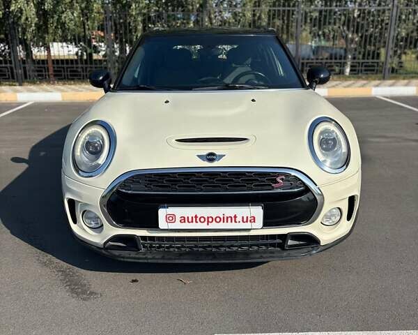 Мини Клабмен 2016 в Буче на Automoto.ua Белый Мини Клабмен, объемом двигателя 2 л и пробегом 152 тыс. км за 12400 $, фото 1 на Automoto.ua