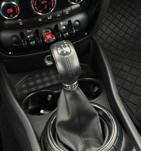 Белый Мини Клабмен, объемом двигателя 2 л и пробегом 152 тыс. км за 13000 $, фото 24 на Automoto.ua