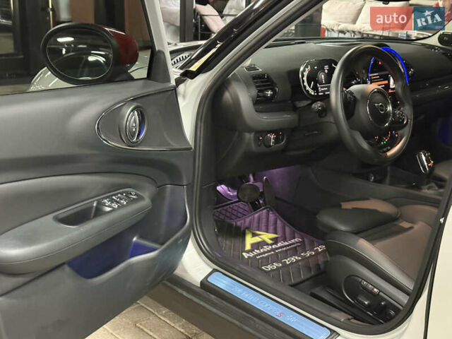 Белый Мини Клабмен, объемом двигателя 2 л и пробегом 70 тыс. км за 22000 $, фото 17 на Automoto.ua