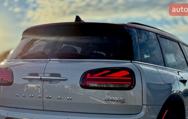 Белый Мини Клабмен, объемом двигателя 2 л и пробегом 70 тыс. км за 22000 $, фото 2 на Automoto.ua