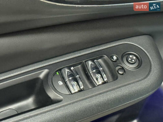 Белый Мини Клабмен, объемом двигателя 2 л и пробегом 70 тыс. км за 22000 $, фото 21 на Automoto.ua