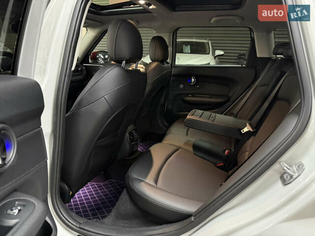 Белый Мини Клабмен, объемом двигателя 2 л и пробегом 70 тыс. км за 22000 $, фото 16 на Automoto.ua