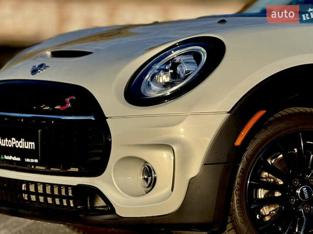 Белый Мини Клабмен, объемом двигателя 2 л и пробегом 70 тыс. км за 22000 $, фото 1 на Automoto.ua