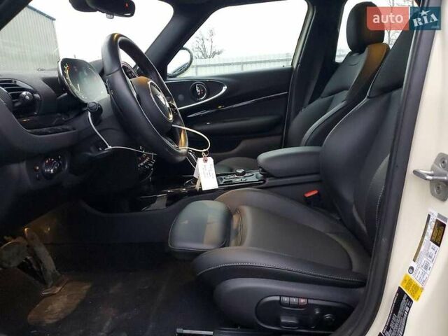 Білий Міні Клубмен, об'ємом двигуна 2 л та пробігом 26 тис. км за 6400 $, фото 6 на Automoto.ua