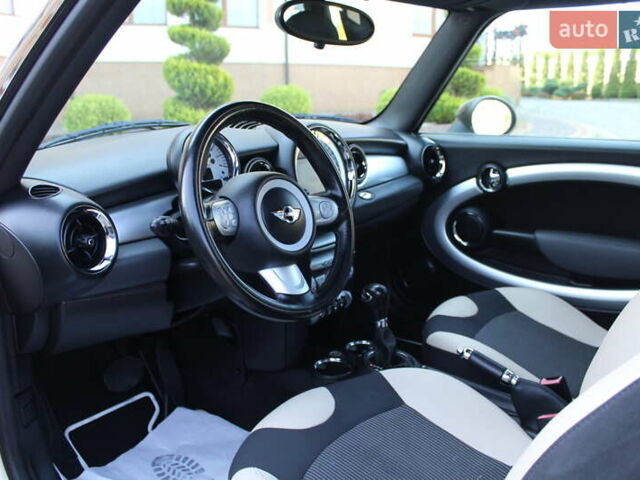 Бежевый Мини Клабмен, объемом двигателя 1.6 л и пробегом 266 тыс. км за 7290 $, фото 71 на Automoto.ua