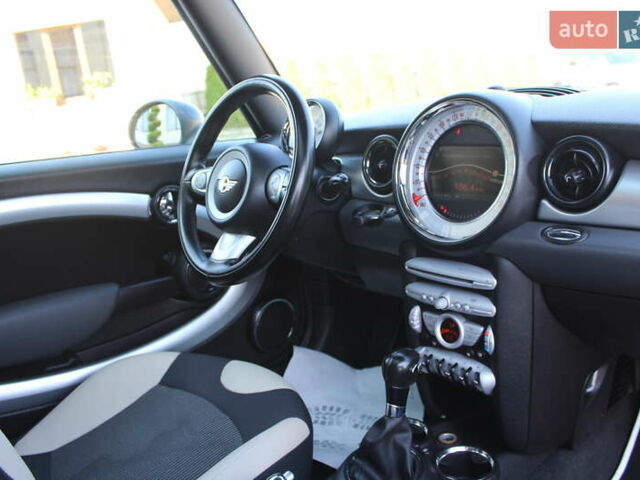 Бежевый Мини Клабмен, объемом двигателя 1.6 л и пробегом 266 тыс. км за 7500 $, фото 45 на Automoto.ua