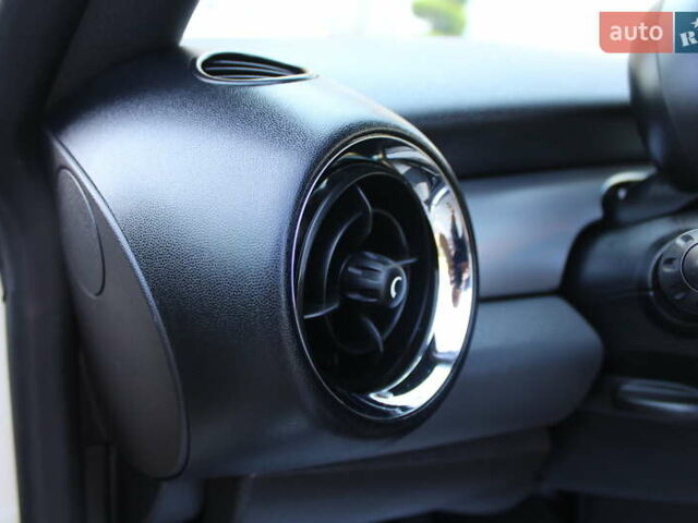 Бежевый Мини Клабмен, объемом двигателя 1.6 л и пробегом 266 тыс. км за 7500 $, фото 73 на Automoto.ua