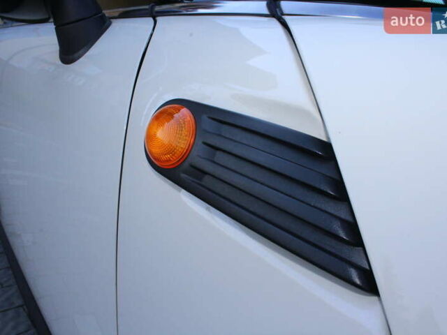 Бежевий Міні Клубмен, об'ємом двигуна 1.6 л та пробігом 268 тис. км за 7490 $, фото 25 на Automoto.ua