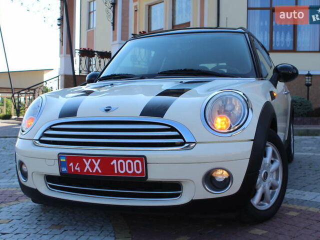 Бежевый Мини Клабмен, объемом двигателя 1.6 л и пробегом 266 тыс. км за 7290 $, фото 1 на Automoto.ua