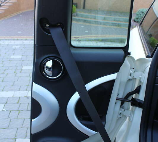 Бежевый Мини Клабмен, объемом двигателя 1.6 л и пробегом 266 тыс. км за 7290 $, фото 62 на Automoto.ua