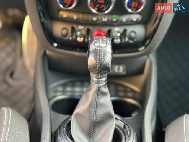 Бежевый Мини Клабмен, объемом двигателя 2 л и пробегом 86 тыс. км за 18400 $, фото 19 на Automoto.ua