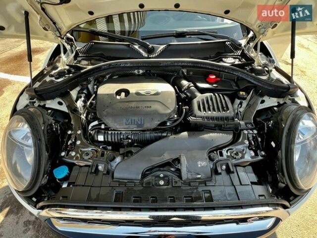 Бежевий Міні Клубмен, об'ємом двигуна 2 л та пробігом 200 тис. км за 13400 $, фото 13 на Automoto.ua