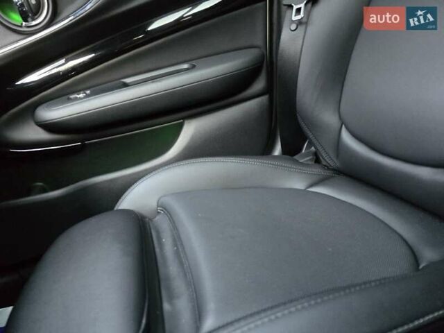 Бежевий Міні Клубмен, об'ємом двигуна 2 л та пробігом 36 тис. км за 16500 $, фото 22 на Automoto.ua