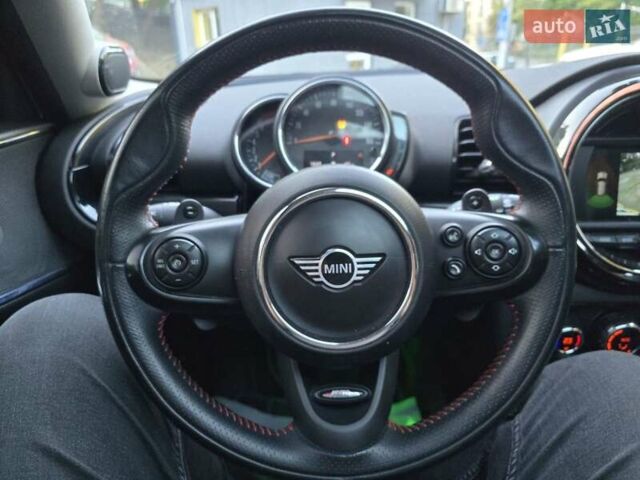 Бежевий Міні Клубмен, об'ємом двигуна 2 л та пробігом 36 тис. км за 16500 $, фото 19 на Automoto.ua