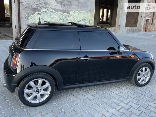 Чорний Міні Clubman, об'ємом двигуна 1.4 л та пробігом 226 тис. км за 6200 $, фото 26 на Automoto.ua